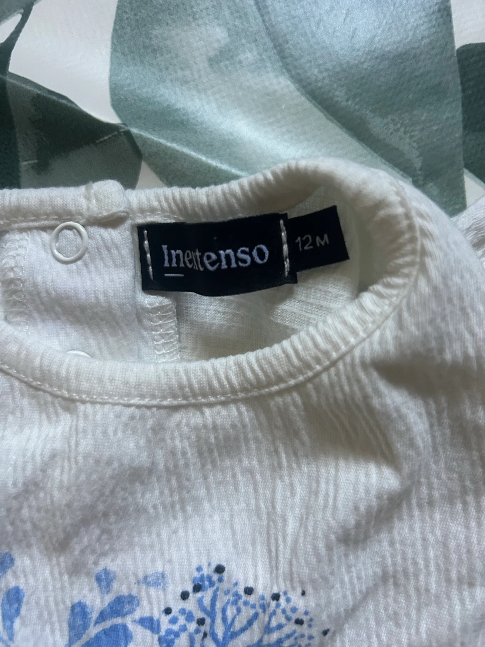 Bonito lote para bebé (2 tops + 1 short) talla 12 meses – photo 5
